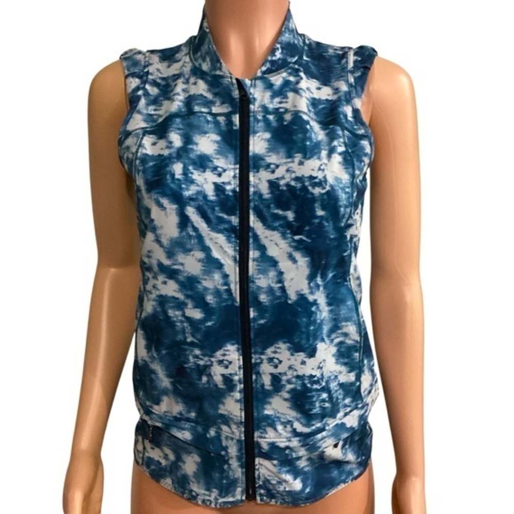 Lululemon Athletic Vest Light Speed Sea Side Silver Fox Reflective size 4
